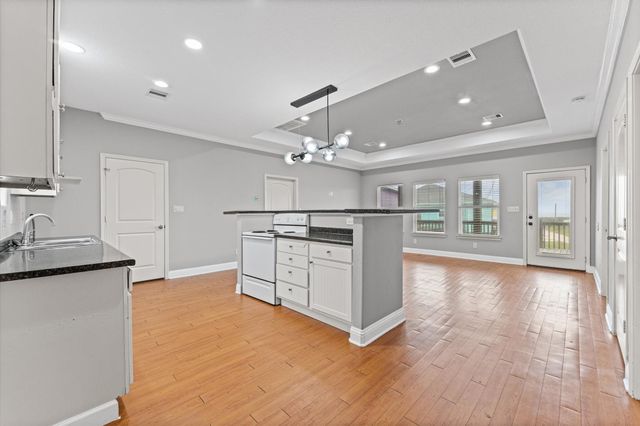 818 W Johnson Crawford Circle, Port Bolivar, TX 77650