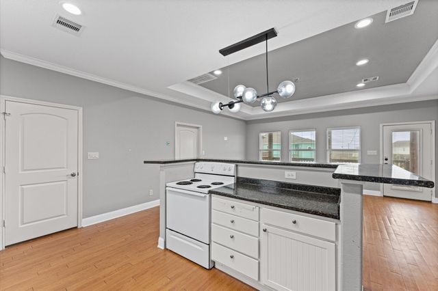 818 W Johnson Crawford Circle, Port Bolivar, TX 77650