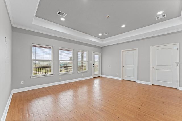 818 W Johnson Crawford Circle, Port Bolivar, TX 77650
