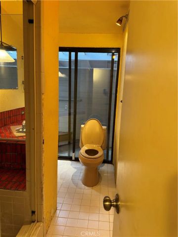 249 E Wilson, Costa Mesa, CA 92627