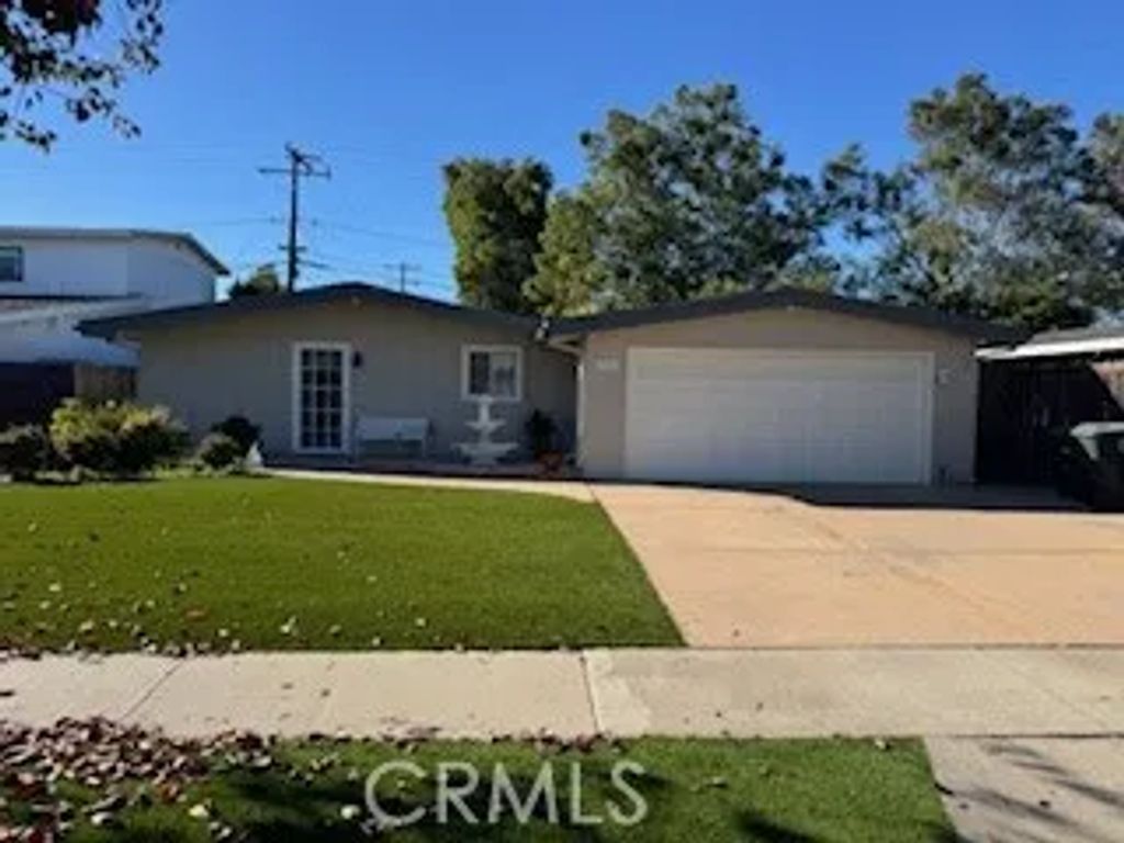 249 E Wilson, Costa Mesa, CA 92627