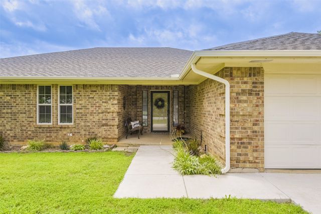 257 Spring Brook Drive, Mansfield, TX 76063