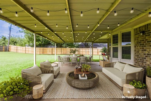 257 Spring Brook Drive, Mansfield, TX 76063