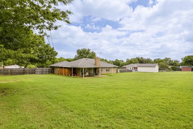 257 Spring Brook Drive, Mansfield, TX 76063