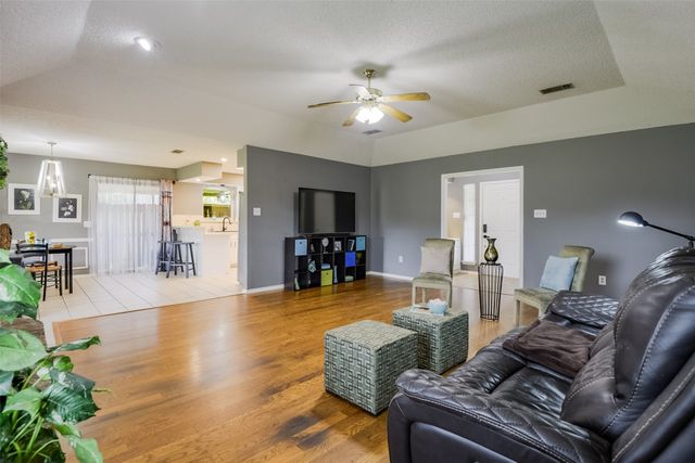 257 Spring Brook Drive, Mansfield, TX 76063