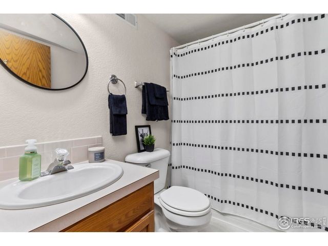 2215 3rd St SW, Loveland, CO 80537