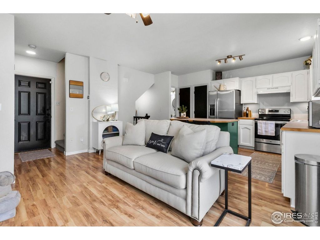 2215 3rd St SW, Loveland, CO 80537