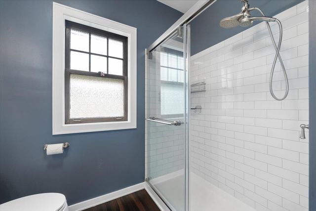 4821 N Harding Avenue, Chicago, IL 60625