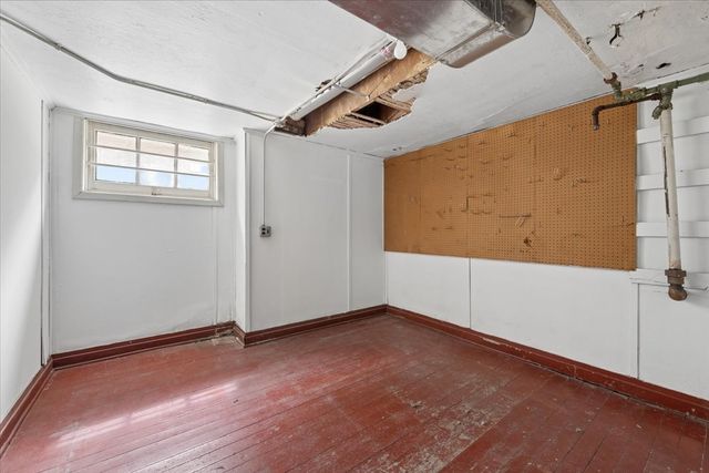 4821 N Harding Avenue, Chicago, IL 60625