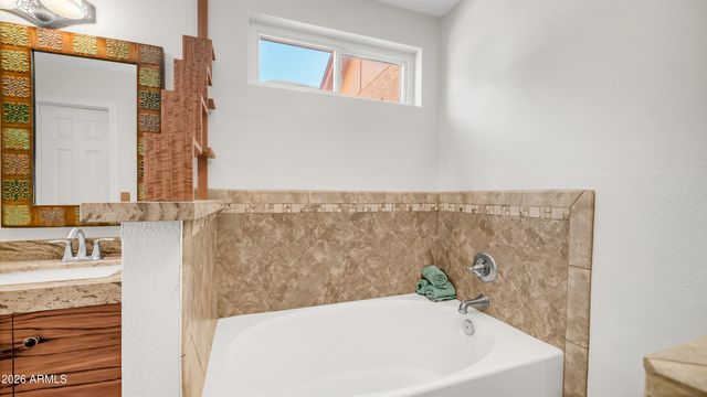 8158 E Fox Street, Mesa, AZ 85207