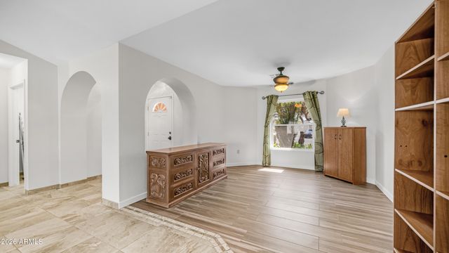 8158 E Fox Street, Mesa, AZ 85207