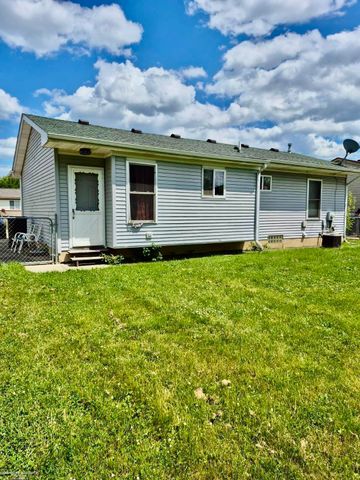 25841 Lehner Court, Roseville, MI 48066