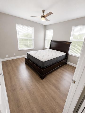 1818 Meadow Court Guest House, West Palm Beach, FL 33406