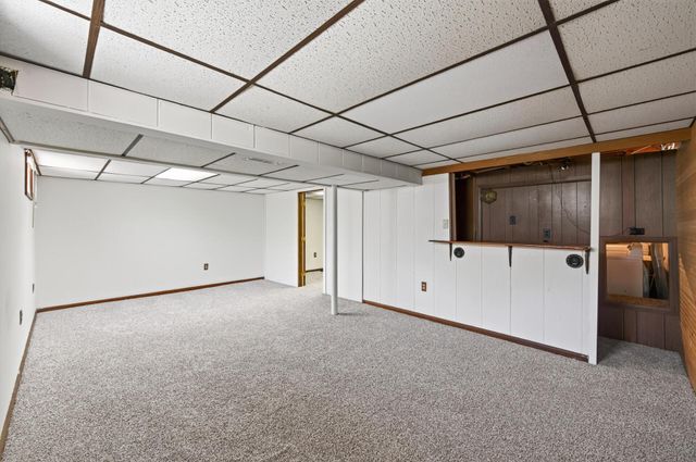 7817 67th Avenue N, Brooklyn Park, MN 55428
