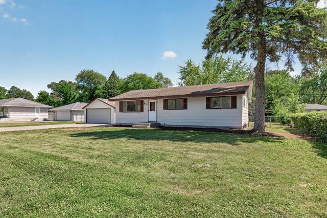 7817 67th Avenue N, Brooklyn Park, MN 55428