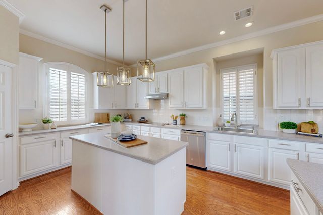 4033 READING Drive, Plano, TX 75093