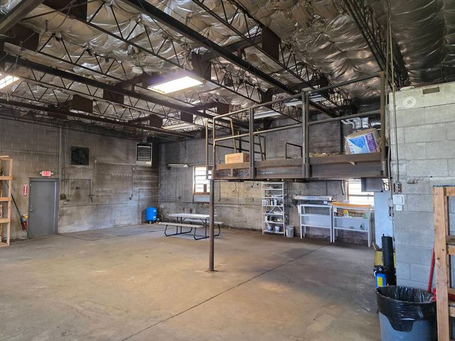 2912 W Il Route 120 Route, Mchenry, IL 60051