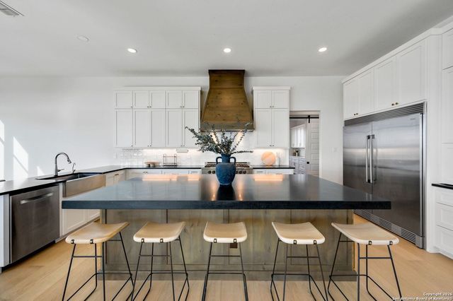 8414 Terra Mont, San Antonio, TX 78255