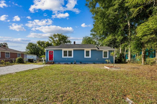 4520 BIRKENHEAD Road, Jacksonville, FL 32210