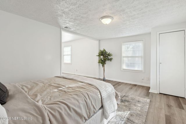 4520 BIRKENHEAD Road, Jacksonville, FL 32210