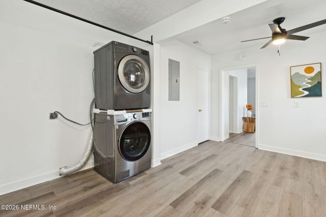 4520 BIRKENHEAD Road, Jacksonville, FL 32210