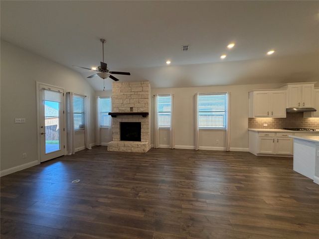 482 Prairie View Drive, Haslet, TX 76052