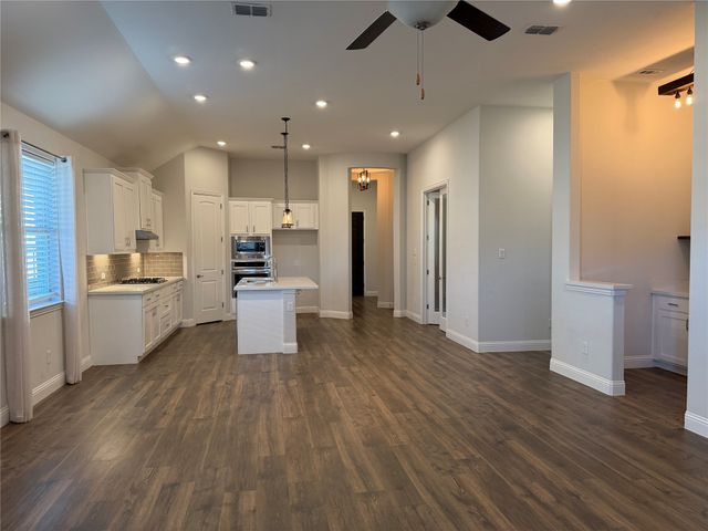 482 Prairie View Drive, Haslet, TX 76052
