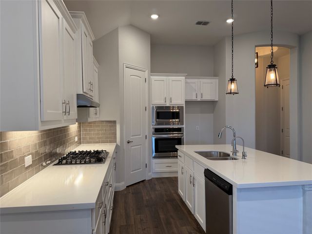 482 Prairie View Drive, Haslet, TX 76052