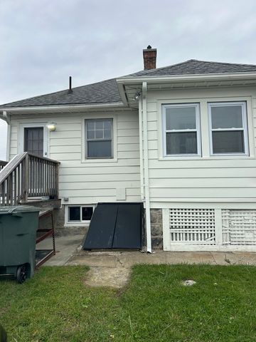 14 Denison Avenue, Groton, CT 06340