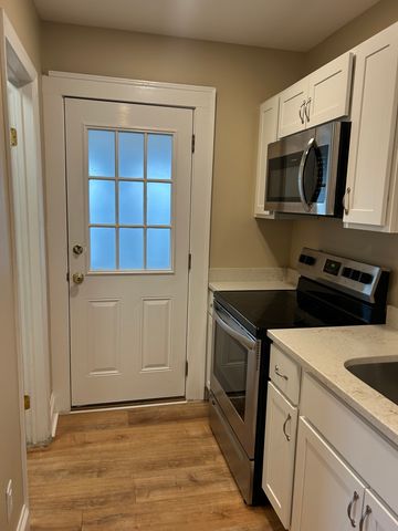 14 Denison Avenue, Groton, CT 06340