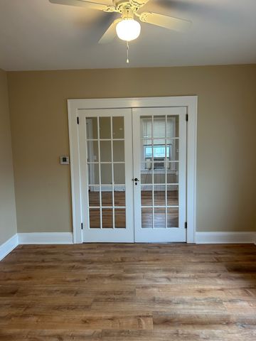 14 Denison Avenue, Groton, CT 06340