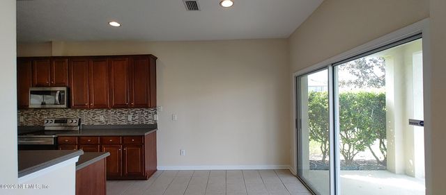 3931 HIGHGATE Court, Jacksonville, FL 32216