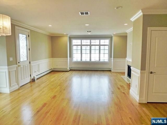 316 B 9th Street, Palisades Park, NJ 07650