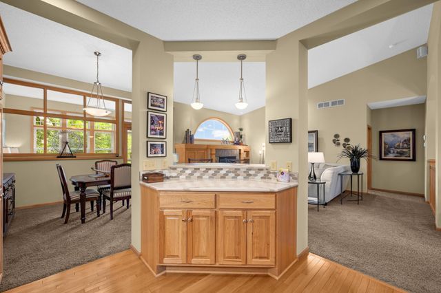 14598 Hunters Lane, Savage, MN 55378