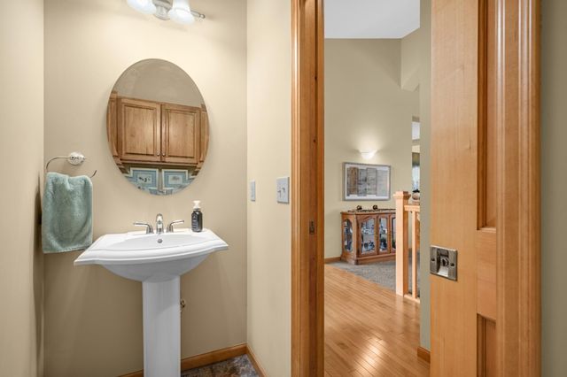 14598 Hunters Lane, Savage, MN 55378