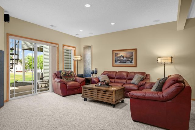 14598 Hunters Lane, Savage, MN 55378
