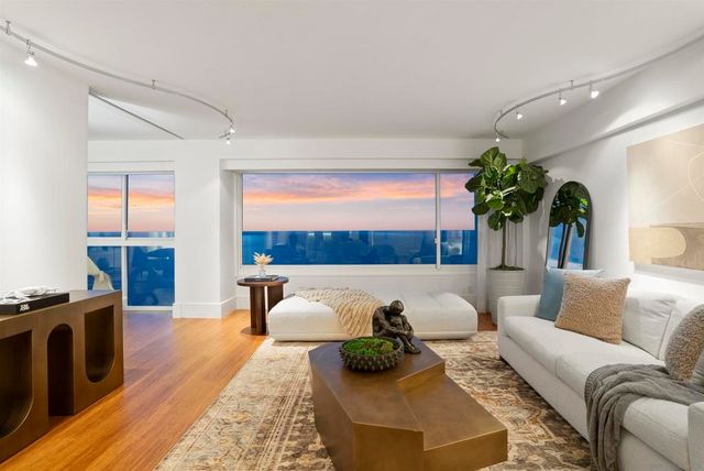 939 Coast Blvd 20E, La Jolla, CA 92037