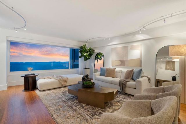 939 Coast Blvd 20E, La Jolla, CA 92037
