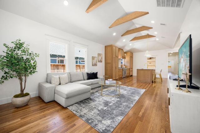 1528 Cortlandt Street, Houston, TX 77008