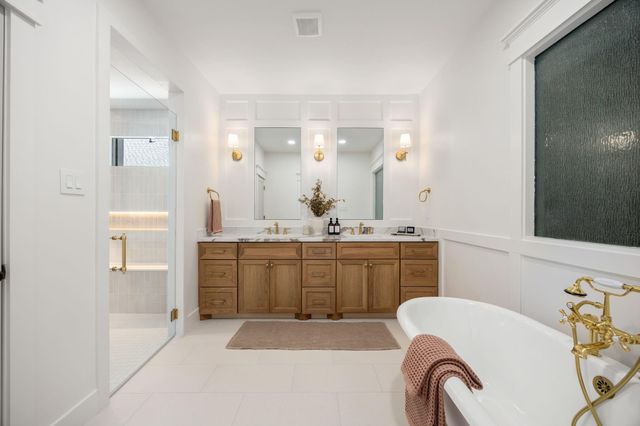 1528 Cortlandt Street, Houston, TX 77008