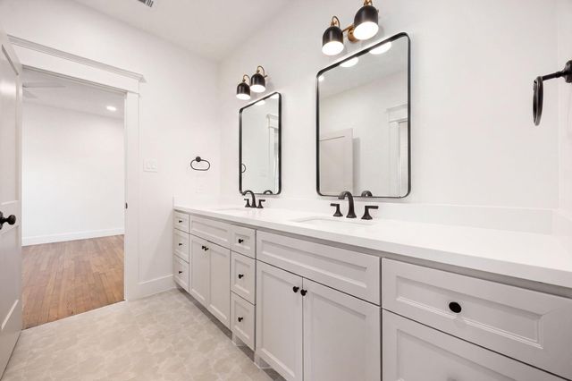 1528 Cortlandt Street, Houston, TX 77008