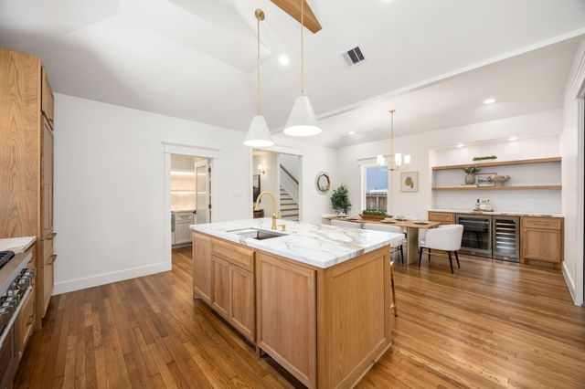 1528 Cortlandt Street, Houston, TX 77008