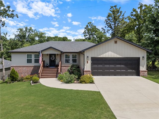 4 Callander Lane, Bella Vista, AR 72715