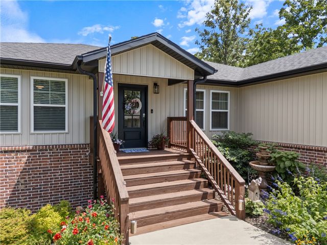 4 Callander Lane, Bella Vista, AR 72715