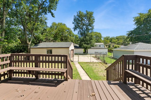 291 Clyde Avenue, Calumet City, IL 60409