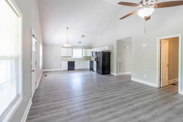619 Cascade Drive, Dalton, GA 30720