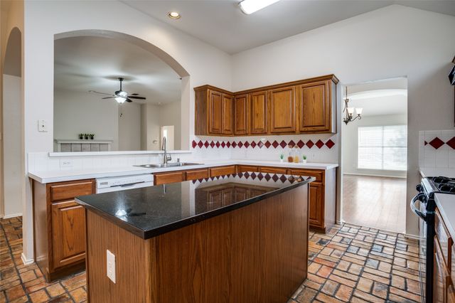 11910 Amber Valley Drive, Frisco, TX 75035