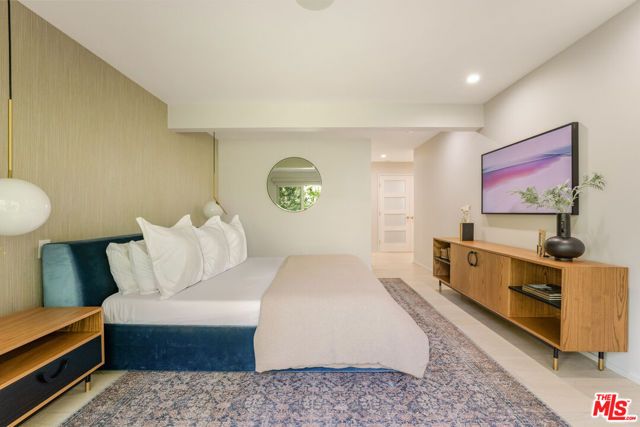 279 Mabery Road, Santa Monica, CA 90402