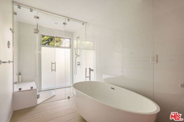 279 Mabery Road, Santa Monica, CA 90402