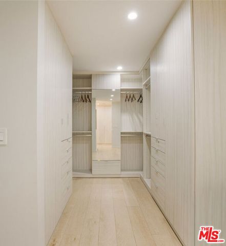 279 Mabery Road, Santa Monica, CA 90402